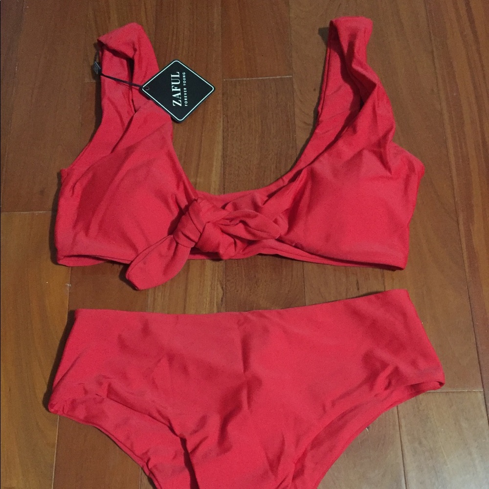 Knotted scoop bikini - red